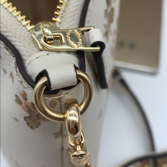 COACH ZIP TOP CROSSBODY WITH ROSE BOUQUET PRINT - Picture 14 of 16